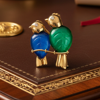 Estate Cartier Paris 1989 Revival Love Birds Diamond and Chalcedony 18K Yellow Gold Pendant/Brooch