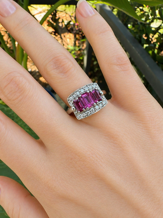 Estate Modern Tourmaline and Diamond 14Kt White Gold RIng — detail view