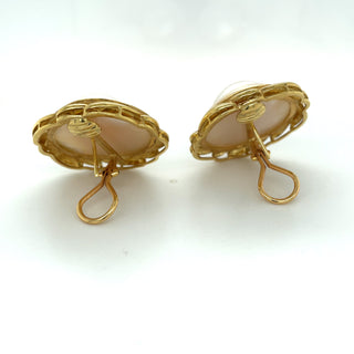 Estate Circa 1990 Mabe Blister Pearl 18K Gold Earrings 13868 — scale view