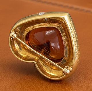 Estate Tiffany & Co Paloma Picasso Citrine, Diamond and 18K Yellow Gold Heart Brooch — scale view