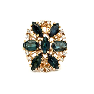Estate Modern Blue Sapphire And Diamond 14kt Yellow Gold Cluster Ring — scale view