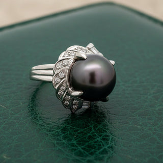 Estate Contemporary 12.50mm Tahitian Pearl and Diamond Platinum Ring — detail view