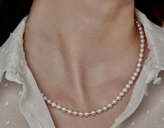 Estate Japanese Akoya 5-5.5mm Fine Cultured Pearl Strands 13307 — detail view