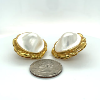 Estate Circa 1990 Mabe Blister Pearl 18K Gold Earrings 13868 — reverse view