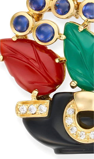 Estate Cartier Paris 1991 Revival "Tabriz Collection" Basket Diamond, Chalcedony, Sapphire, Black Onyx, Carnelion 18Kt Yellow Gold Pendant/Brooch — scale view