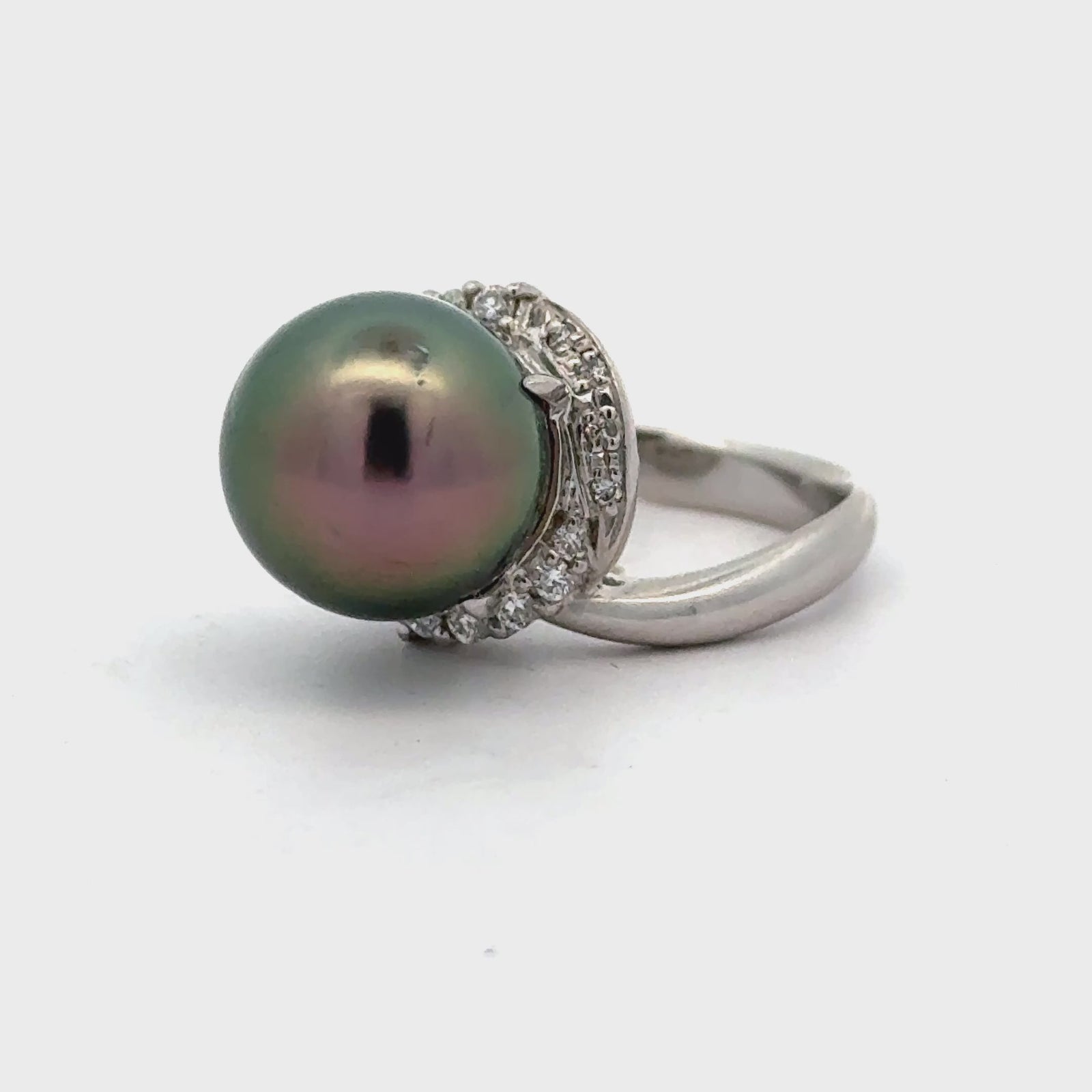 Estate Modern 11.90mm Tahitian Pearl and Diamond Platinum Ring — reverse view