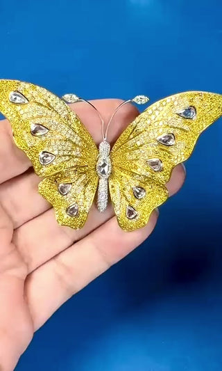 Estate Butterfly Natural Fancy Yellow and White Diamond 18Kt Yellow and White Gold Brooch — scale view