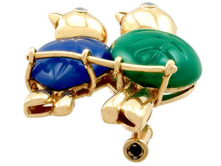 Estate Cartier Paris 1989 Revival Love Birds Diamond and Chalcedony 18K Yellow Gold Pendant/Brooch — alternate view
