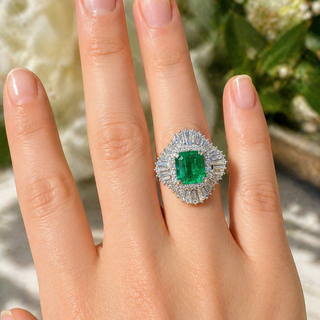 Estate Modern Fine Colombia Emerald (GIA) and Diamond Platinum Ring — scale view