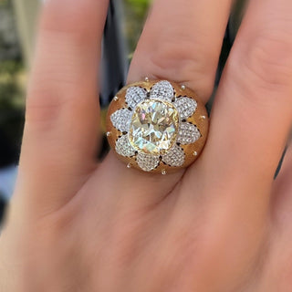Estate Italian Style 3.35cttw Diamond 18kt Yellow and White Gold Ring — detail view