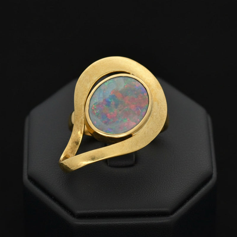 Estate Designer Simon Golub 5.50ct Natural Black Opal and 18Kt Yellow Gold Pendant — scale view