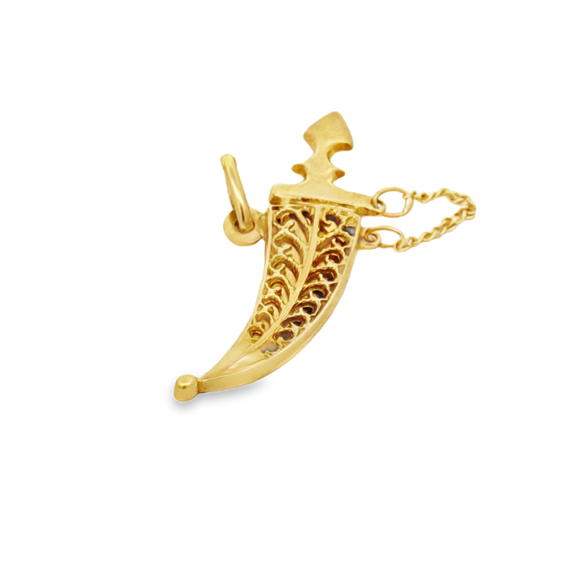 Estate Uno A Erre Italia Coltello Pendant 18K Yellow Gold 3.67g — side view