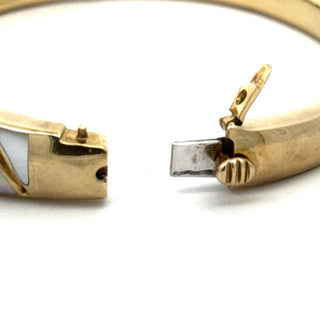 Asch Grossbardt Inlay Mother of Pearl 14Kt Yellow Gold Bangle — scale view
