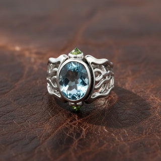 Estate Designer K.C. 7.00ct Aquamarina and Peridot 18k White Gold Ring — scale view