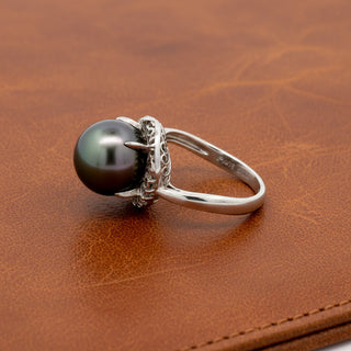 Estate Modern 11.90mm Tahitian Pearl and Diamond Platinum Ring — scale view