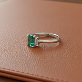 Estate Modern Emerald and Diamond Platinum Ring — reverse view