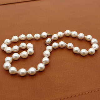 Estate 9.00 - 9.50mm South Sea Pearl Necklace — side view