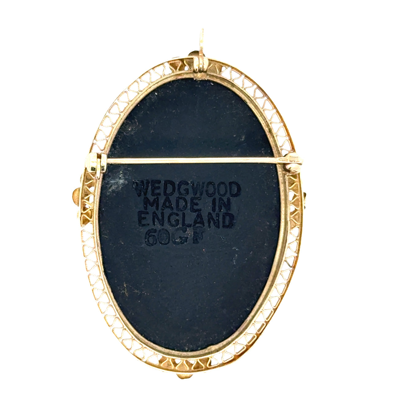 English Modern Wedgewood 36x25mm Cameo 14kt Yellow Gold — scale view