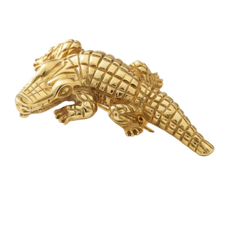 Estate Modern 1980's 18K Yellow Gold Alligator Brooch — detail view