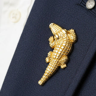 Estate jewelry — Estate Modern 1980's 18K Yellow Gold Alligator Brooch