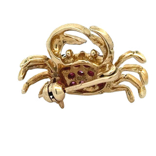 Estate Modern Ruby Crab 14K Yellow Gold Brooch — detail view