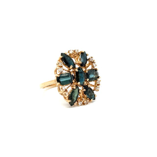 Estate Modern Blue Sapphire And Diamond 14kt Yellow Gold Cluster Ring — alternate view