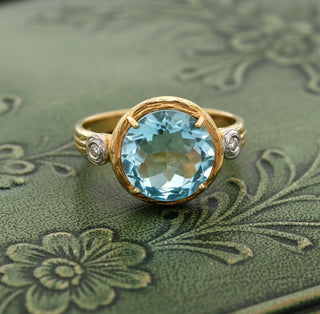 Estate Designer R. Reiss Diamond and Blue Topaz 14K Yellow/White Gold Ring