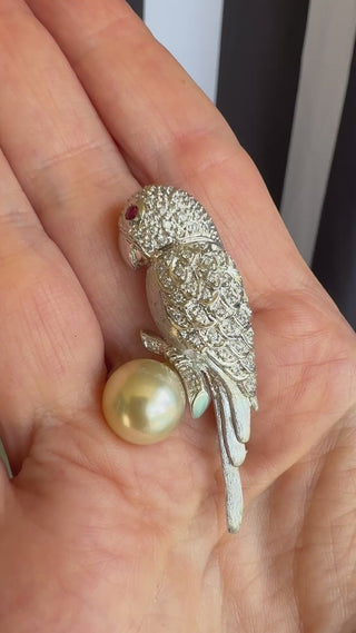 Modern Estate Diamond and South Sea Peal, Ruby 18Kt White Gold Parrot Brooch — side view