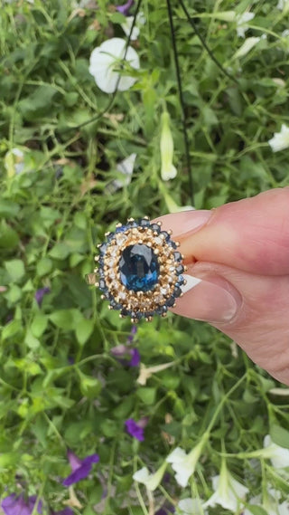 Estate Modern Sapphire & Diamond 14k Yellow Gold Ring — detail view
