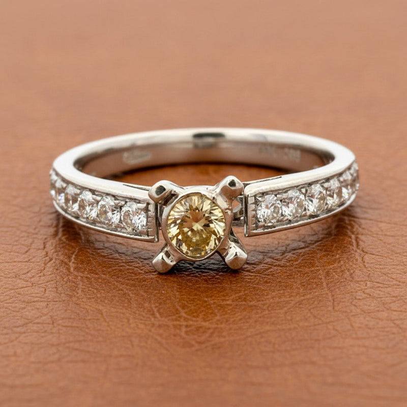 Estate jewelry — Maya Lianna .28ct Natural Fancy Orange Diamond Ring, Fancy Orange Diamond Round 0.28 ct