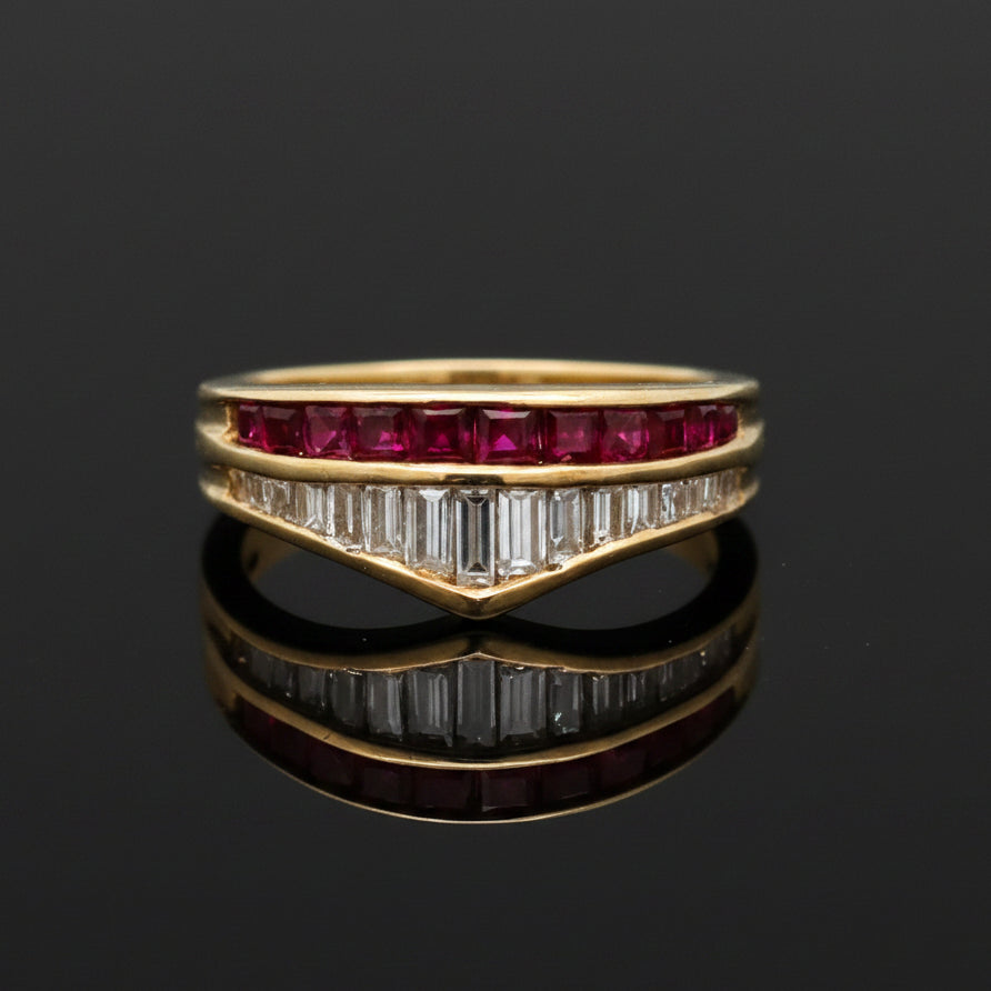 Estate jewelry — A Chevron of Rubies, in Yellow Gold, Ruby, cabochon cut, 0.80 cttw, VS1-VS2 clarity