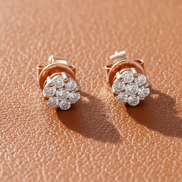 Estate jewelry — Maya Lianna .25 ctw Diamond Cluster Earrings, Diamonds 0.25 ctw