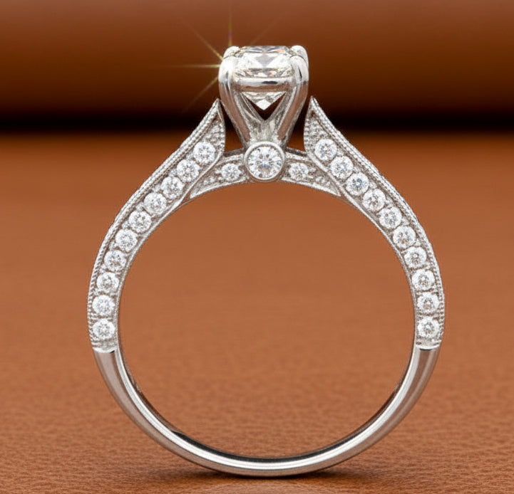 Estate jewelry — Maya Lianna .97 ctw Diamond Ring, Diamonds 0.72 ctw G-H color SI1-SI2