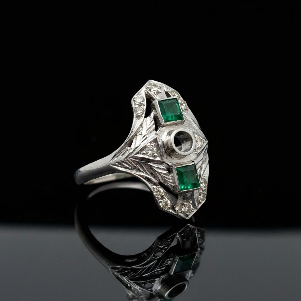 Estate jewelry — An Emerald-Flanked Semi-Mount, in White Gold, Emerald, pear/square cut, 0.45 cttw (2 side stones)