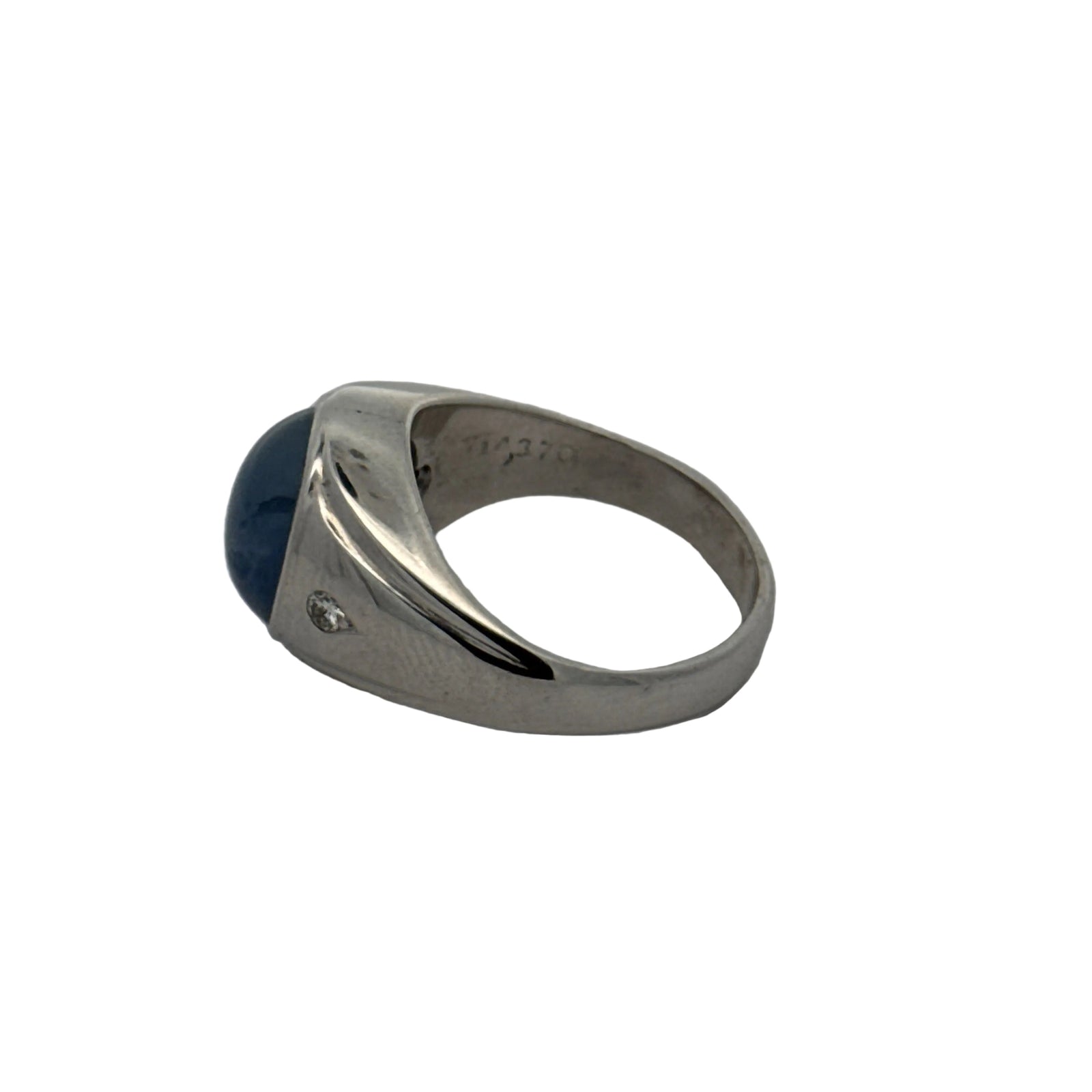 Estate jewelry — Estate Natural Sri Lankan 12.50ct Blue Star Sapphire 14K White Gold Ring