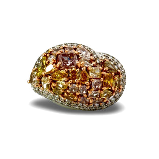 Estate Modern Natural Fancy Yellow, Pink and White Diamond 18K White Gold Ring. — scale view