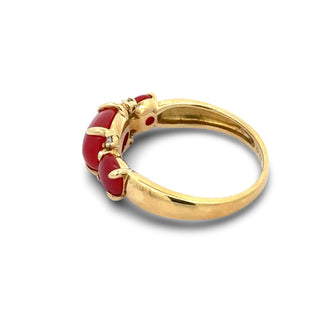 Estate Italian Natural Coral and Diamond 18kt Yellow Gold Ring — scale view